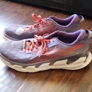 Hoka One One Vanquish 2